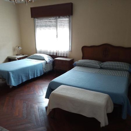 Pension Los Pinos Хихон Екстериор снимка