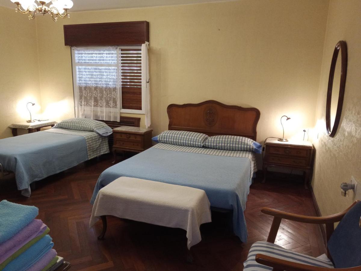 Pension Los Pinos Хихон Екстериор снимка